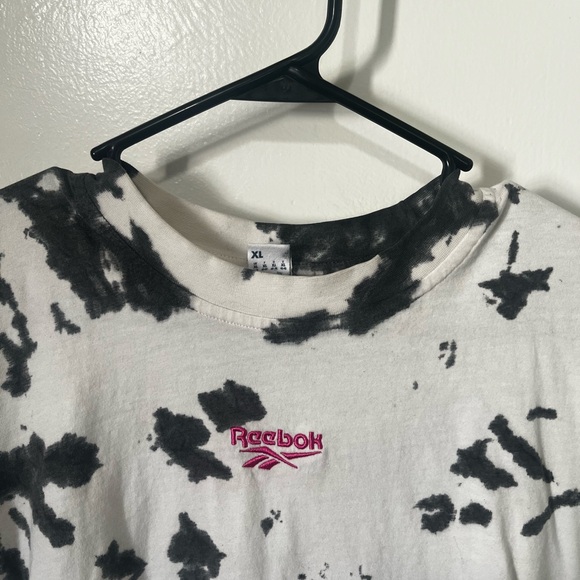 Reebok Vintage Style Crop Top - Picture 2 of 4